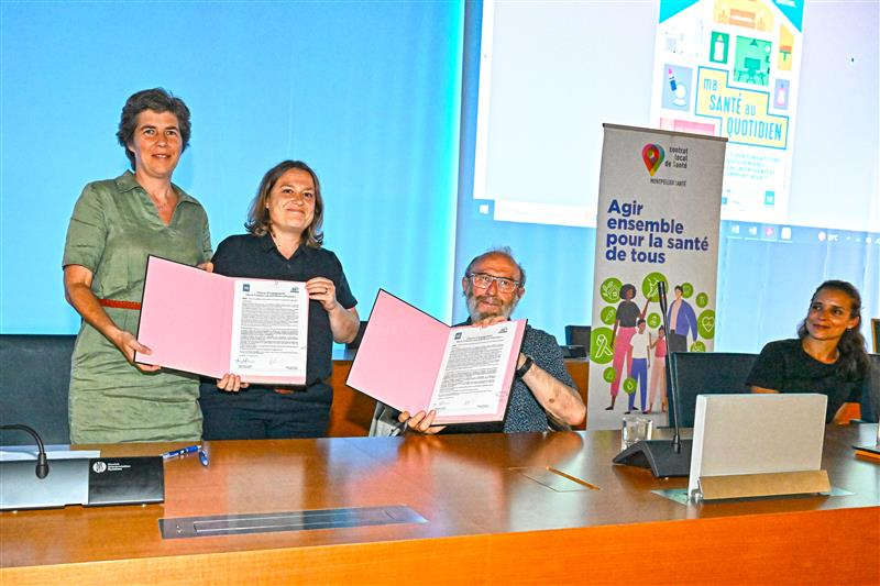 Les signataires de la charte
