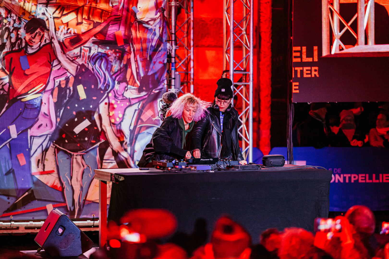 L'énergie des Mixeuses solidaires transforme la Comédie en dancefloor