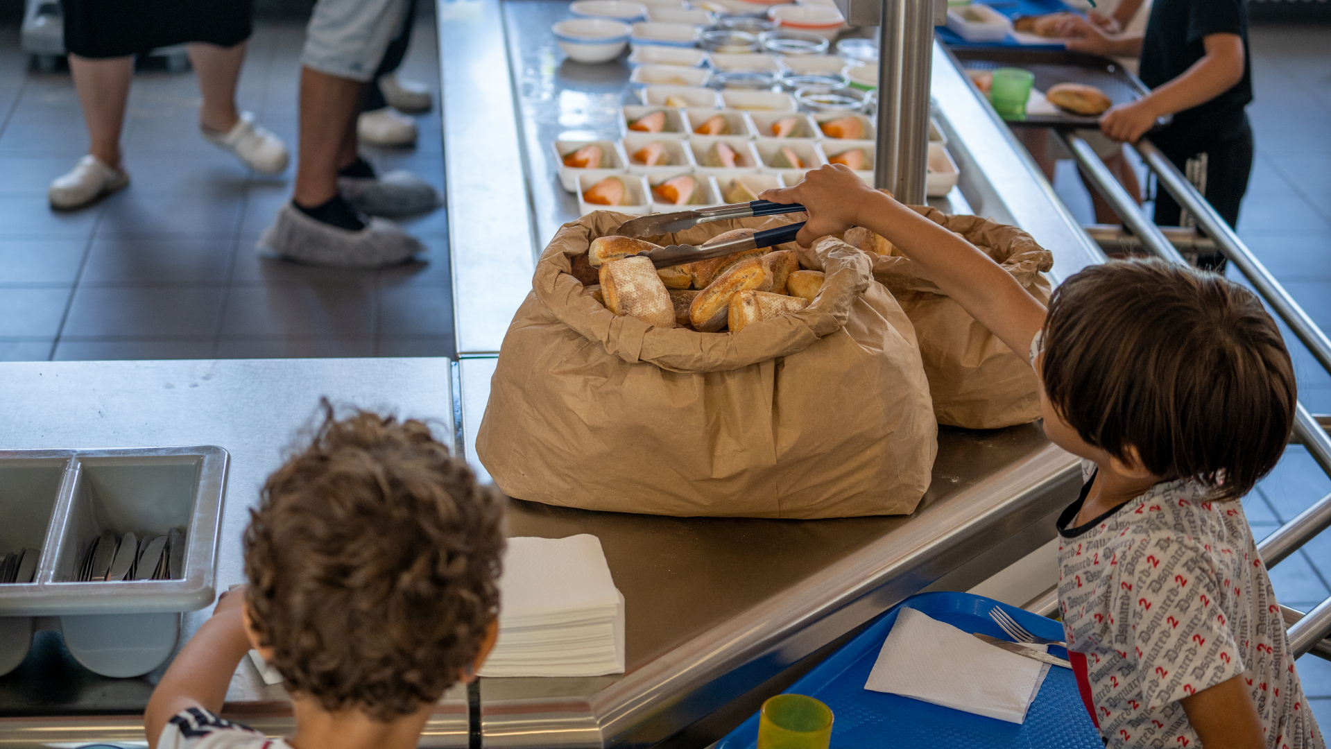 livraison de pain école Benoîte Groult 