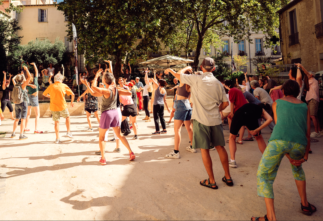 Photo de grande leçon de danse