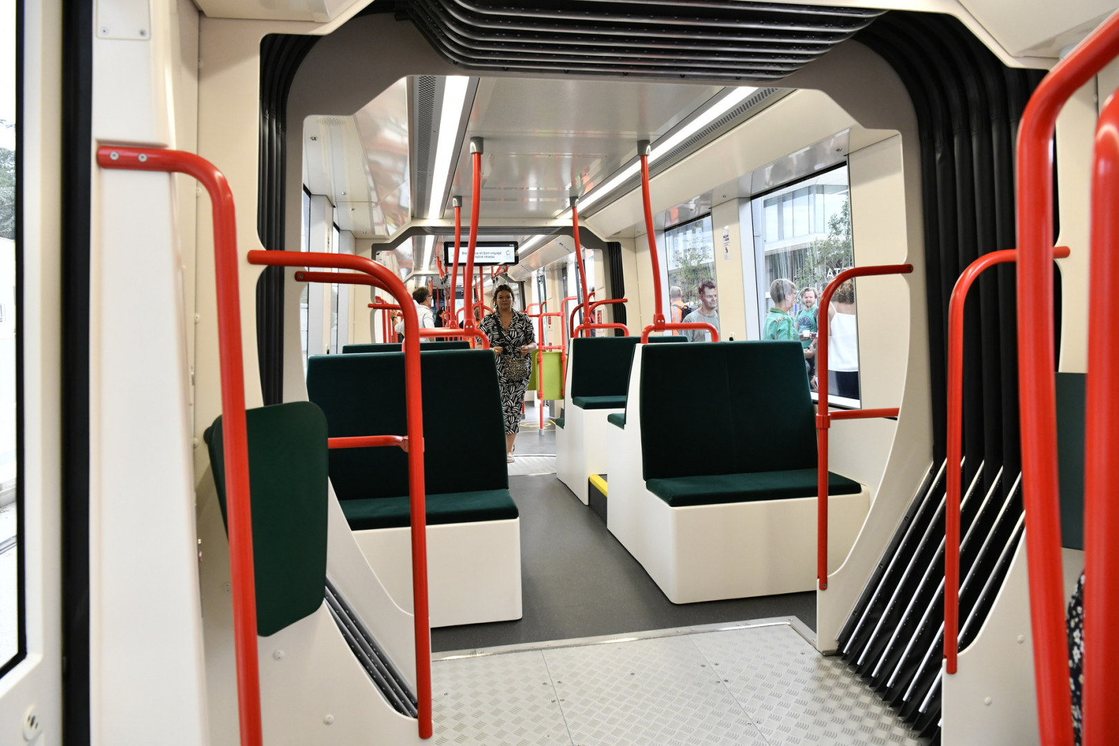 De nouvelles rames CAF modernes et confortables