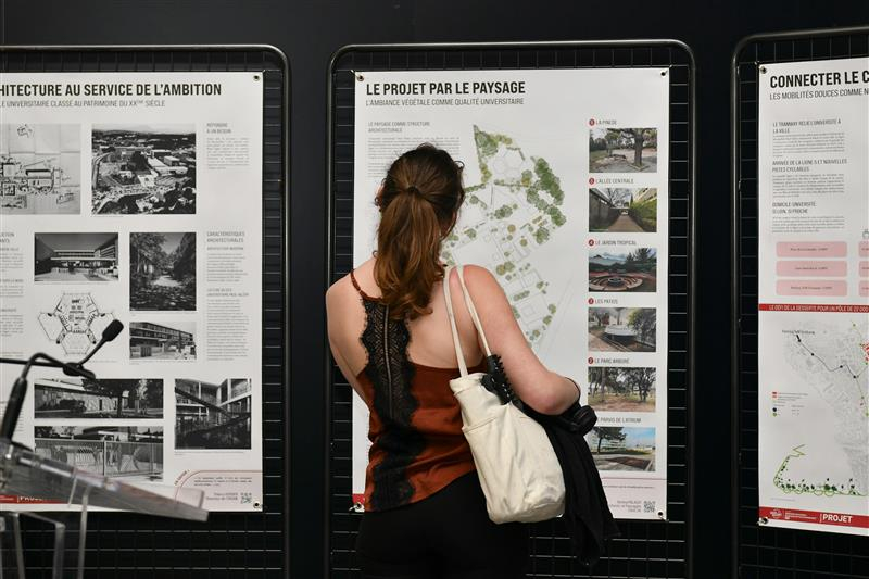Expo Univers-Cité
