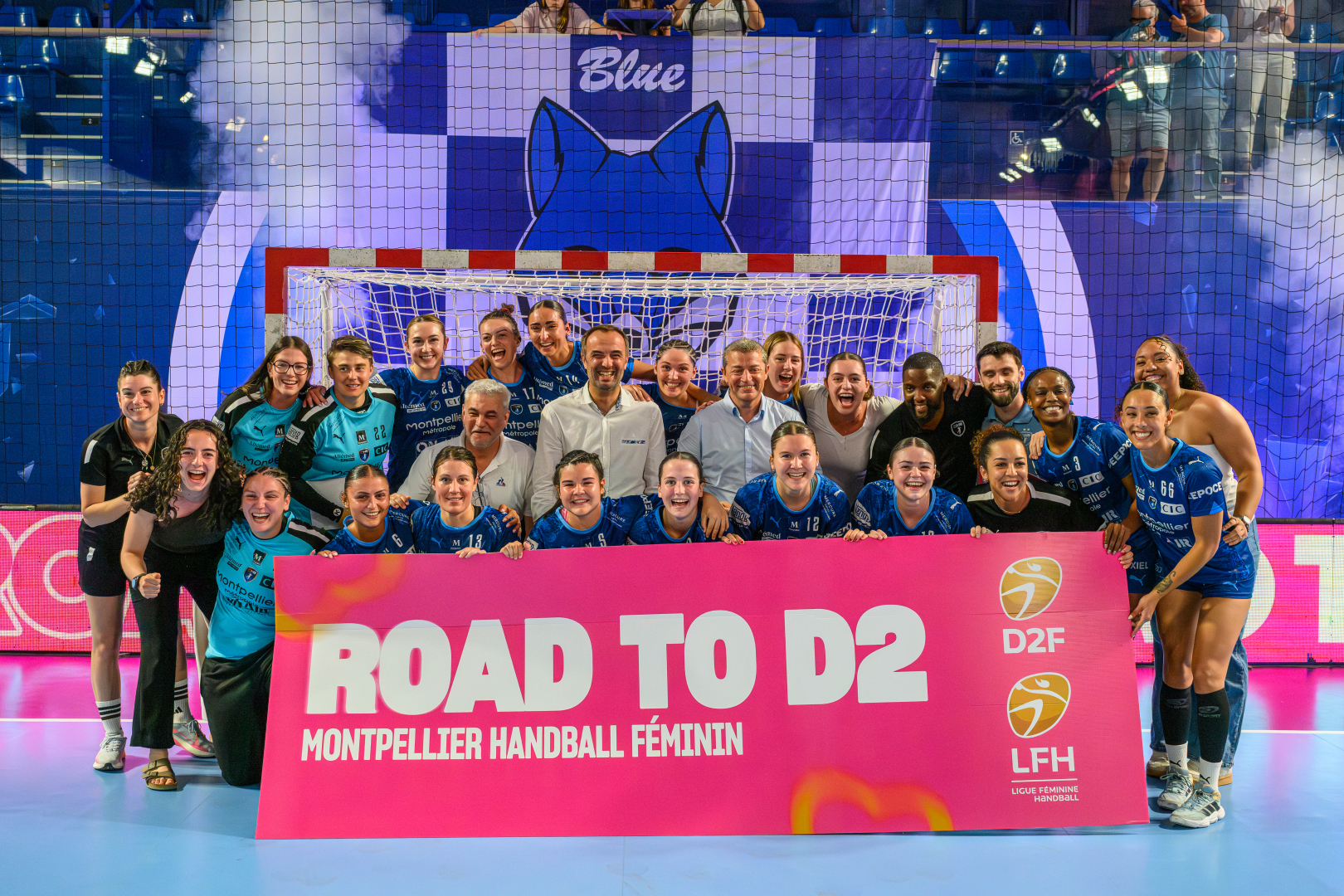 Photo d'équipe du MHB féminin 