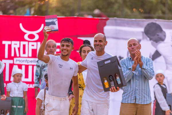 Aziz Zidane, meilleur raseteur lors de la course du Trophée taurin 3M à Saint-Geniès-des-Mourgues