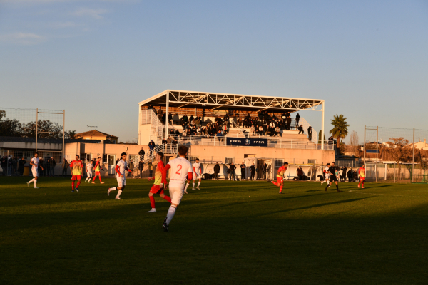 Stade de football où joue l'AS Fabrègues et ses 450 licenciés