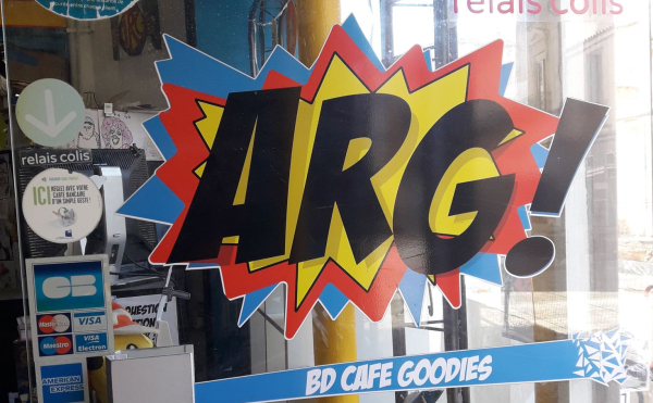 Log sur la porte d'entrée de ARG!