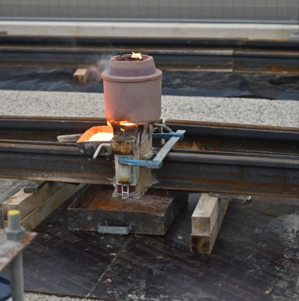 Pour la soudure la température montera à 2 800°C