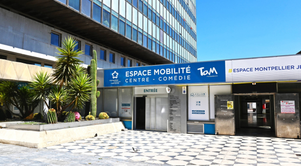 Façade du nouvel espace mobilité.